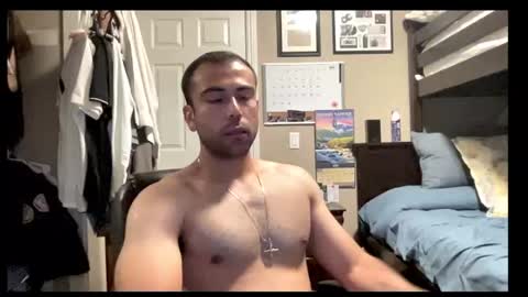 Snapshot of axel101101 chatting on July 4, 10:21 am Axel Palacios online show from July 4, 10:21 am