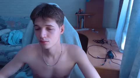 axel_0ne online show from March 5, 8:54 am