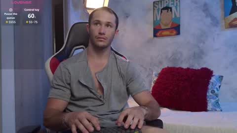 Axel Fairchaild online show from March 24, 12:10 pm