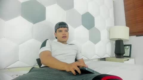 Snapshot of axel_forte chatting on April 30, 1:50 pm Axel Forte online show from April 30, 1:50 pm