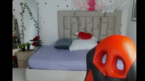 Snapshot of axel_fox7 chatting on June 5, 1:12 am Axel online show from June 5, 1:12 am