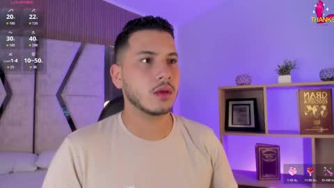 Snapshot of axel_grey_ chatting on June 5, 12:33 pm axel_grey_ online show from June 5, 12:33 pm
