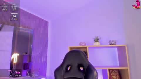 Snapshot of axel_grey_ chatting on June 10, 12:26 pm axel_grey_ online show from June 10, 12:26 pm