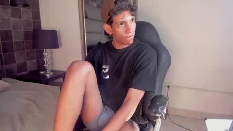 Snapshot of axel_rivers_ chatting on September 17, 12:51 pm axel online show from September 17, 12:51 pm