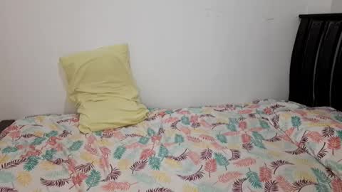 Snapshot of axel_rosse2 chatting on March 23, 11:20 pm axel_rosse2 online show from March 23, 11:20 pm