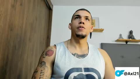 Snapshot of axel_taylor21 chatting on April 28, 10:15 pm INDEPENDENT MODEL online show from April 28, 10:15 pm