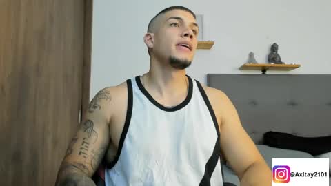 Snapshot of axel_taylor21 chatting on May 15, 2:40 am INDEPENDENT MODEL online show from May 15, 2:40 am