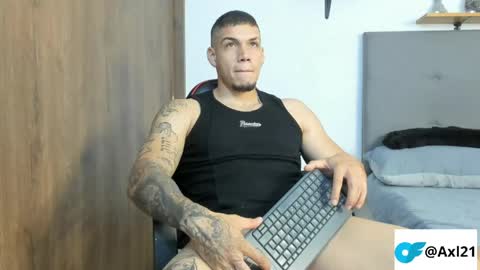 Snapshot of axel_taylor21 chatting on May 16, 2:49 pm INDEPENDENT MODEL online show from May 16, 2:49 pm