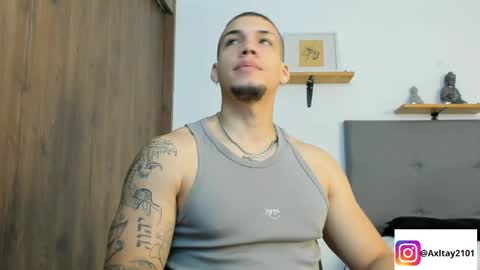 Snapshot of axel_taylor21 chatting on May 21, 12:34 pm INDEPENDENT MODEL online show from May 21, 12:34 pm