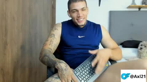 Snapshot of axel_taylor21 chatting on May 29, 4:05 pm INDEPENDENT MODEL online show from May 29, 4:05 pm