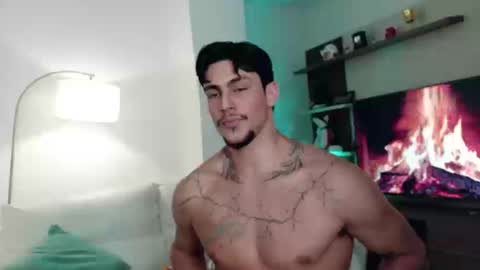 Snapshot of axelblack7 chatting on March 11, 4:24 pm axelblack7 online show from March 11, 4:24 pm