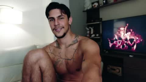 Snapshot of axelblack7 chatting on April 14, 6:41 am axelblack7 online show from April 14, 6:41 am