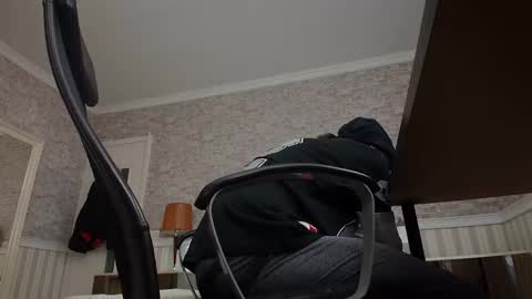 AxelColton online show from December 12, 10:56 am