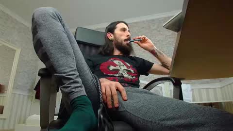 AxelColton online show from December 16, 10:08 am