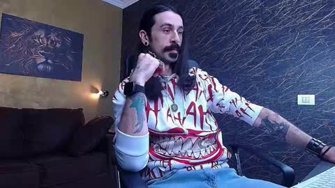 AxelColton online show from February 8, 11:35 am