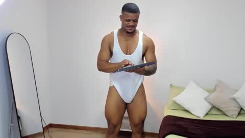 AXEL DA SILVA online show from February 1, 8:40 pm