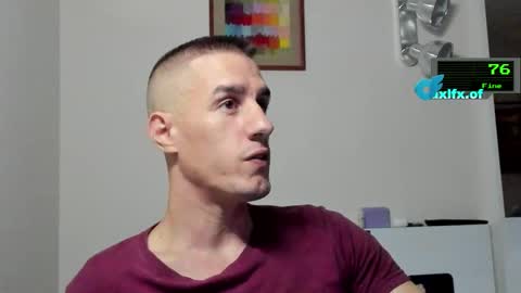 Axl online show from November 7, 11:38 pm