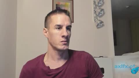 Axl online show from November 28, 11:40 pm