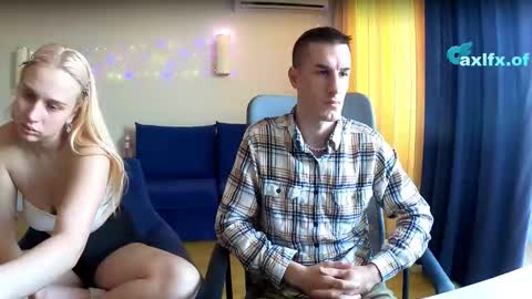 Axl online show from March 10, 5:12 am