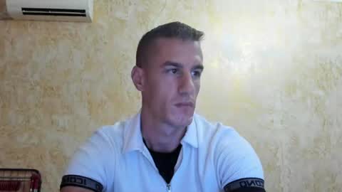 Snapshot of axl_fx chatting on July 28, 2:07 am Axl online show from July 28, 2:07 am