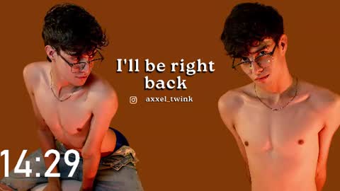 Snapshot of axxxel_twink chatting on June 26, 2:49 am Axxxel online show from June 26, 2:49 am