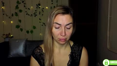 Jully online show from January 14, 6:46 pm