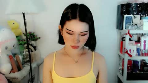 AYAHOSHILOVESYOU online show from February 15, 3:25 am