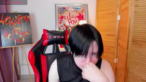 ayaks online show from February 4, 8:20 am