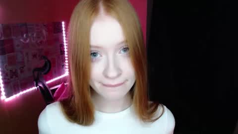 Aya online show from December 15, 7:51 pm