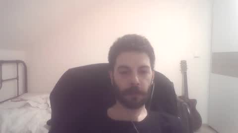 Snapshot of ayazeluel chatting on March 5, 9:48 pm ayazeluel online show from March 5, 9:48 pm