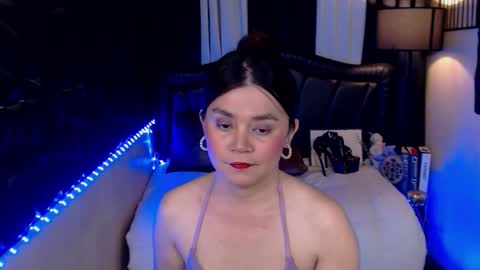 ayeshalove online show from October 1, 10:54 am