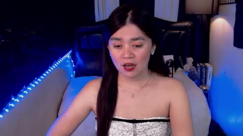 ayeshalove online show from October 15, 5:57 pm
