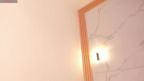 Ayla  online show from April 14, 9:10 pm