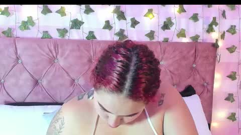 Snapshot of aylamarttinez chatting on February 3, 1:37 am aylamarttinez online show from February 3, 1:37 am