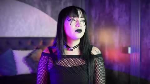 Snapshot of aylen_darkmoor chatting on July 2, 7:20 pm Aylen online show from July 2, 7:20 pm