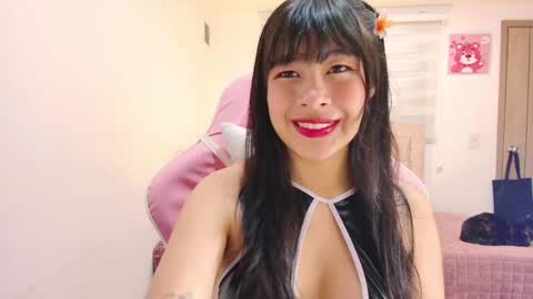 Snapshot of ayumi_tanaka chatting on April 13, 1:16 pm online show from April 13, 1:16 pm