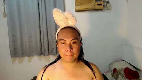 ayumi online show from March 22, 12:30 pm