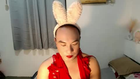 ayumi online show from April 10, 10:31 am