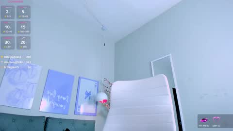 Snapshot of azahaara__ chatting on January 5, 5:27 pm azahaara__ online show from January 5, 5:27 pm