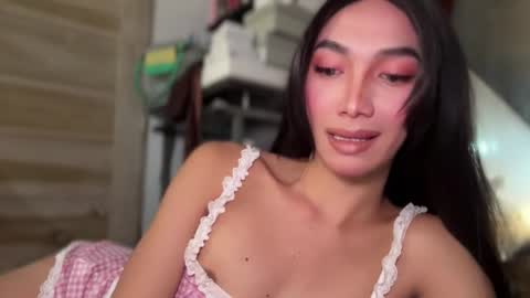 Snapshot of azalea_cum69 chatting on April 23, 6:14 am azalea_cum69 online show from April 23, 6:14 am