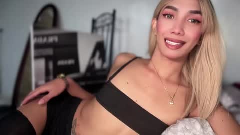 Snapshot of azalea_cum69 chatting on May 20, 3:13 am azalea_cum69 online show from May 20, 3:13 am
