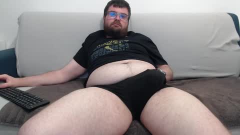 Snapshot of azer912 chatting on May 10, 1:49 pm Azer online show from May 10, 1:49 pm