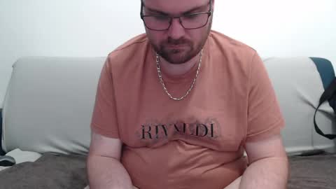 Snapshot of azer912 chatting on May 24, 5:07 pm Azer online show from May 24, 5:07 pm