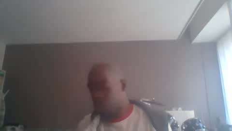 Snapshot of azerty474 chatting on May 23, 5:56 am azerty474 online show from May 23, 5:56 am