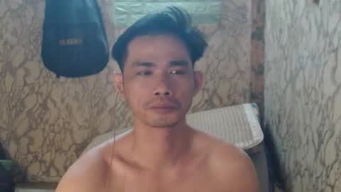 Snapshot of azn_philip chatting on January 5, 6:11 pm Philip online show from January 5, 6:11 pm