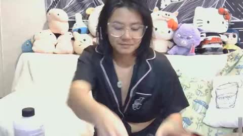 Snapshot of aznp1ea5er chatting on February 13, 4:08 am aznp1ea5er online show from February 13, 4:08 am