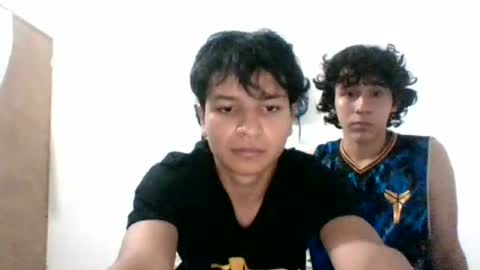 Snapshot of azul_quin chatting on August 5, 3:20 am azul_quin online show from August 5, 3:20 am