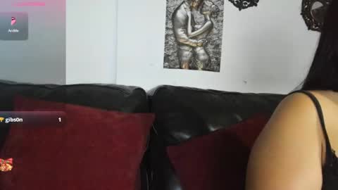 Snapshot of azulenna_05 chatting on May 11, 5:13 am lenna online show from May 11, 5:13 am