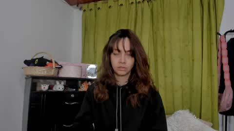 azumi saan online show from April 3, 1:58 am