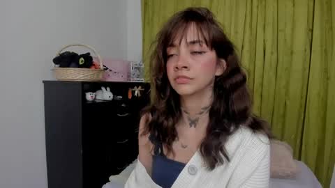 azumi saan online show from April 29, 2:26 am